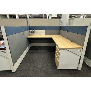 Haworth Compose Workstation (Maple - 6' D x 6' W x 50" H