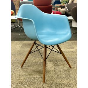 Herman Miller Eames Molded Plastic ArmChair (Pale Blue/Walnut)