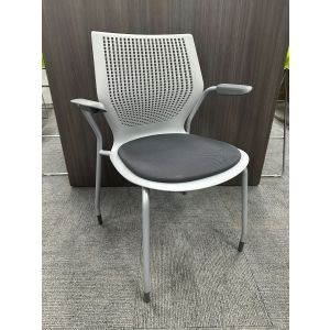 Knoll ReGeneration Mobile Side Chair (Grey/Silver)