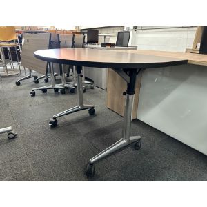 Steelcase Akira Training Nesting Table - Brown - 48" x 28"