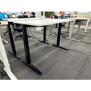 Steelcase Ology Sit to Stand Desk (White/Black)